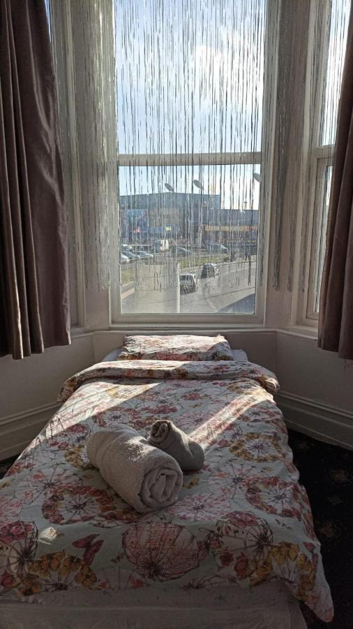 Mellory Hotel Blackpool Buitenkant foto